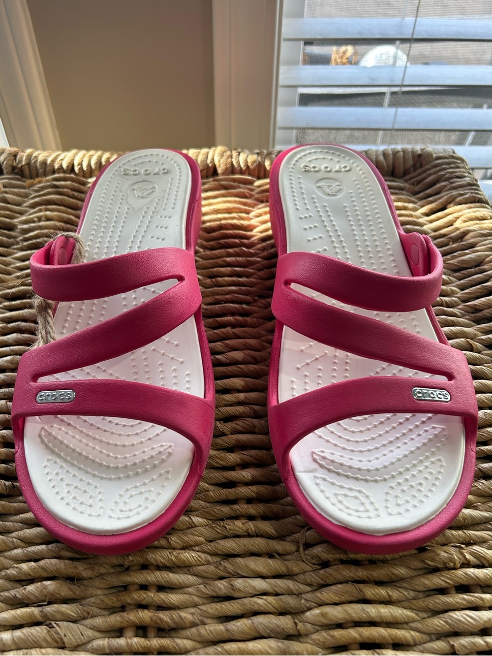 CROCS Women’s Pink Patricia Triple-Strap Slide Wedge Sandals Size 9